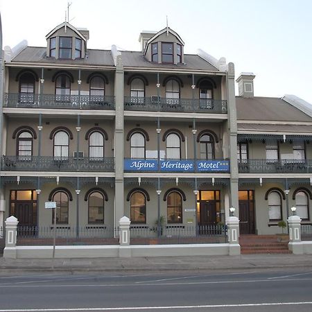Alpine Heritage Motel Goulburn Buitenkant foto