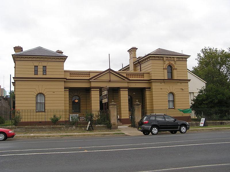 Alpine Heritage Motel Goulburn Buitenkant foto