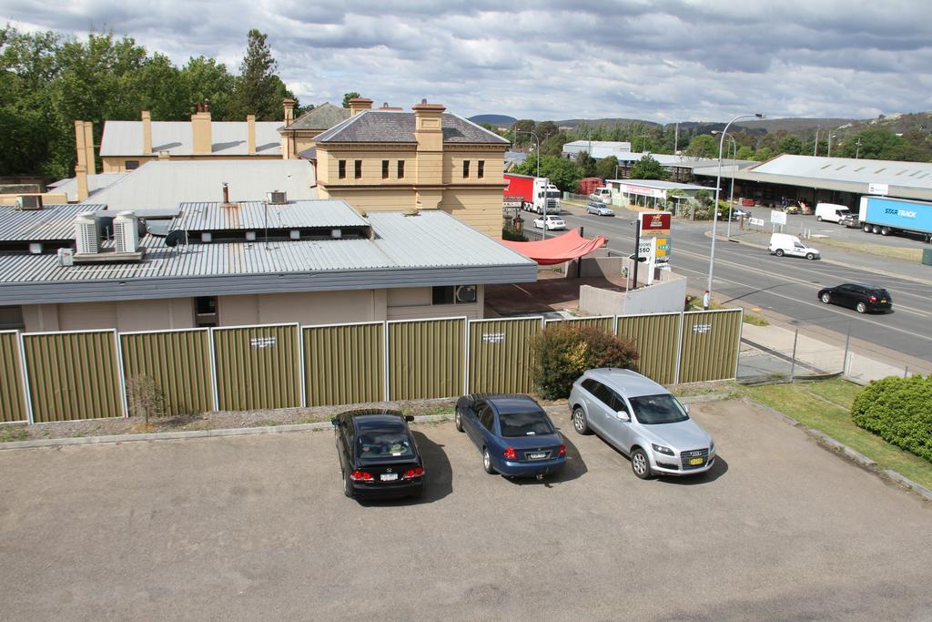 Alpine Heritage Motel Goulburn Buitenkant foto