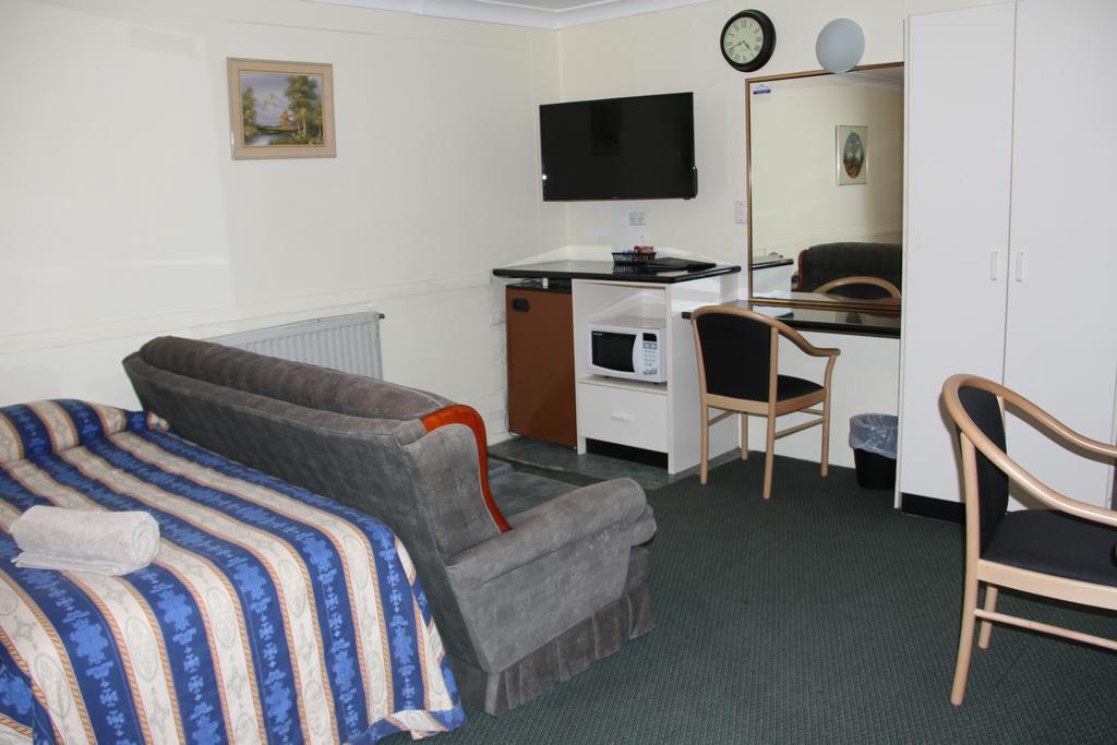 Alpine Heritage Motel Goulburn Buitenkant foto