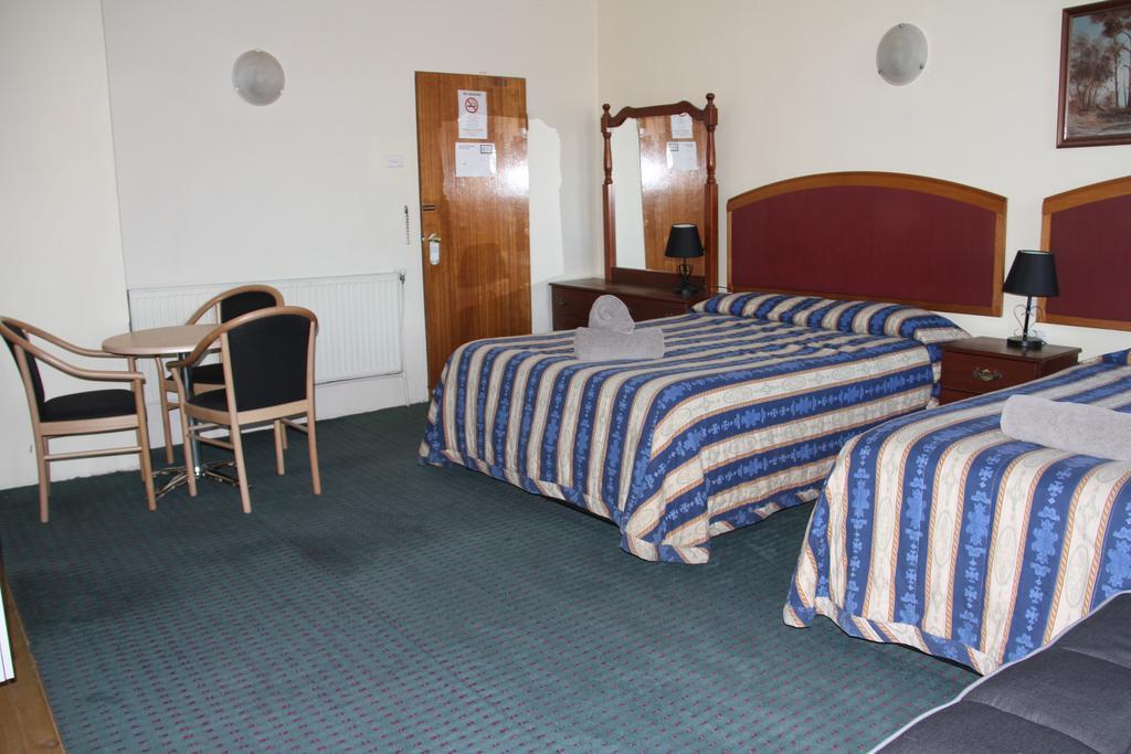 Alpine Heritage Motel Goulburn Buitenkant foto
